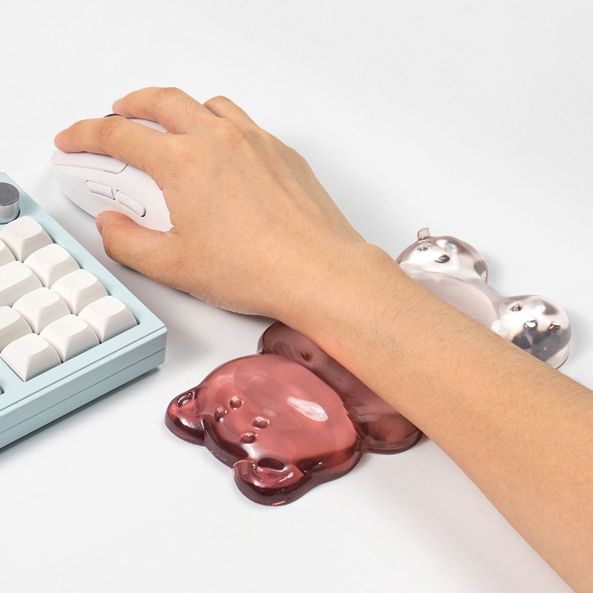 Cute Bear Shape Wrist Rest Tra - Gaming Keyboard No Number Pad review and price